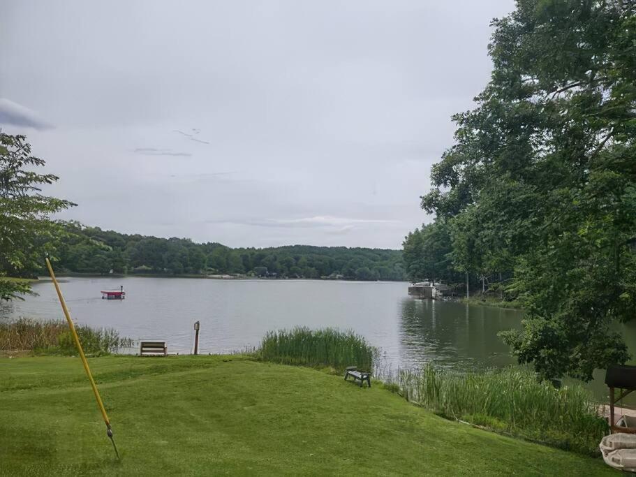 Cameron'S Cottage At The Lake Tallassee Exterior photo