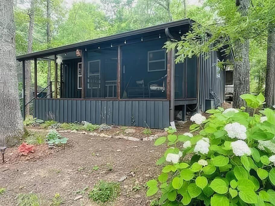 Cameron'S Cottage At The Lake Tallassee Exterior photo