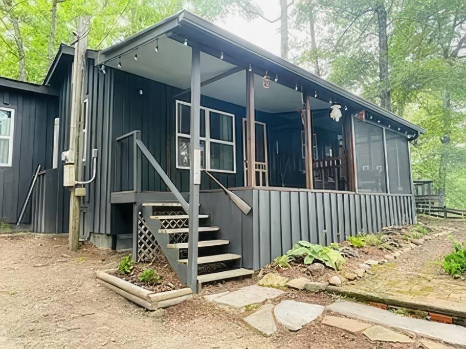 Cameron'S Cottage At The Lake Tallassee Exterior photo